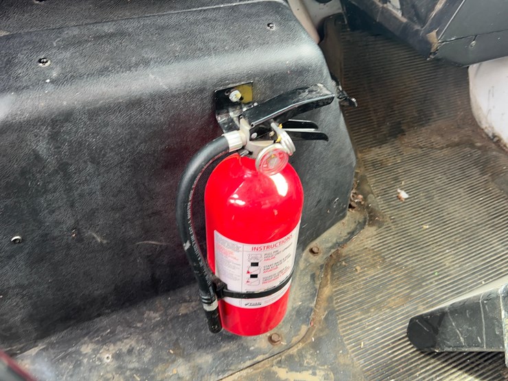 1999-international-4900-image-53