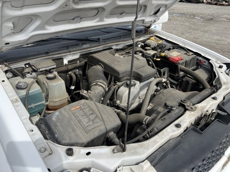 2012-chevrolet-colorado-image-17