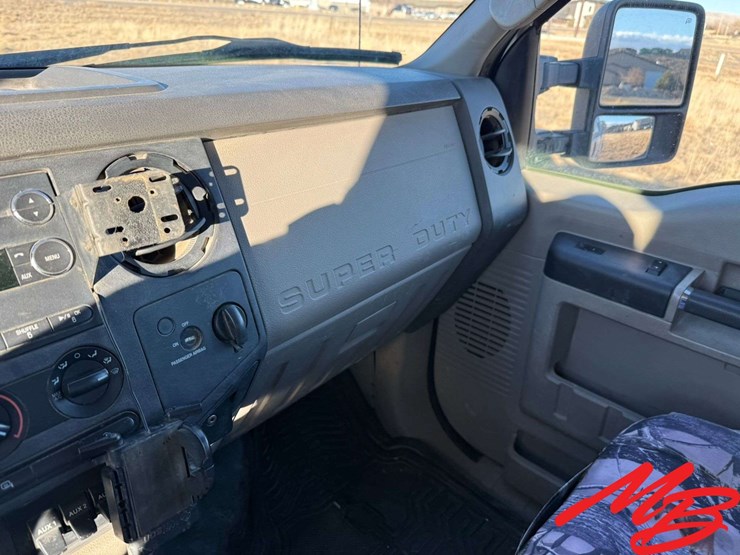 2010-ford-f350-image-30