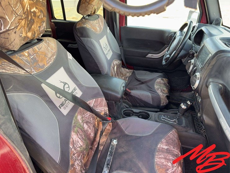 2012-jeep-wrangler-image-40