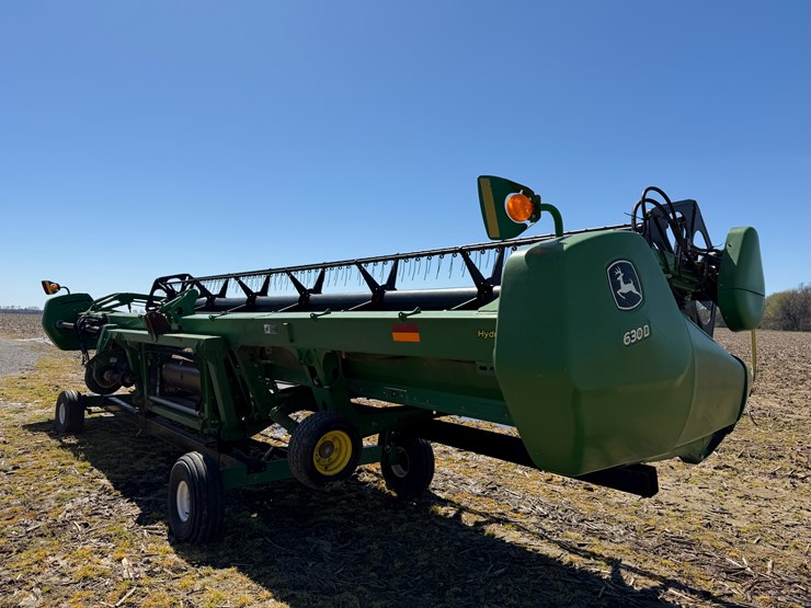 2013-john-deere-630d-image-4