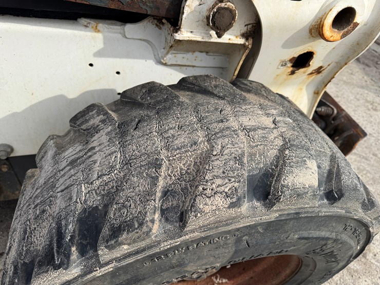 2019-bobcat-s650-image-9