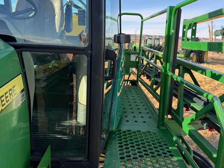 john-deere-4630-image-30