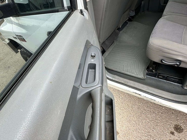 2008-dodge-ram-2500-image-34