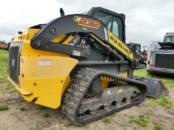 new-holland-c232-image-3