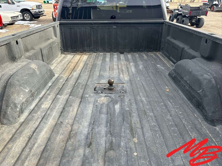 2002-gmc-2500-image-16