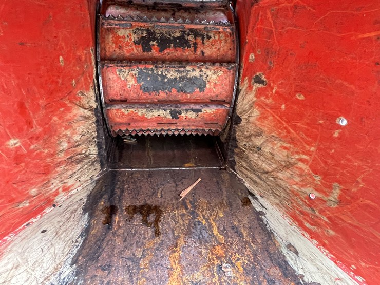 #1008-•-eeger-beever-model-1215-wood-chipper-(fall-creek,-wi)-image-20