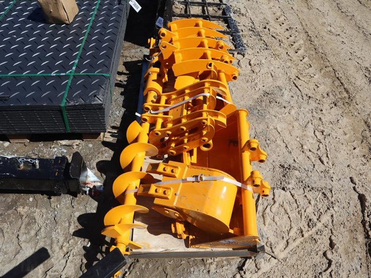 giyi-excavator-attachment-kit-image-4