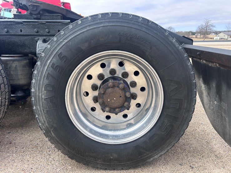 1999-peterbilt-379-image-83