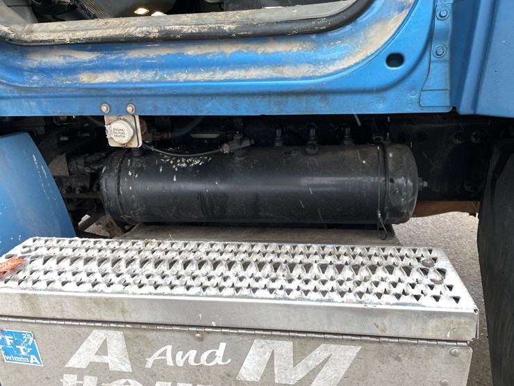 2019-peterbilt-579-image-78