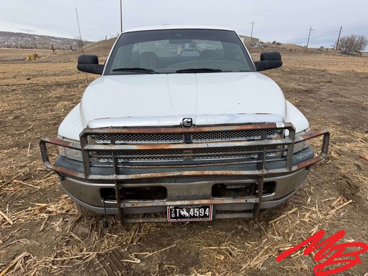 1999-dodge-ram-2500-image-2