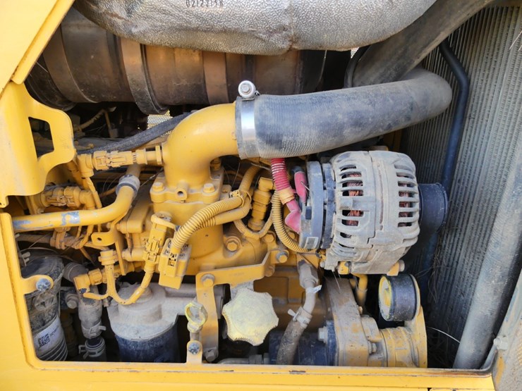 2018-deere-650k-lgp-image-7