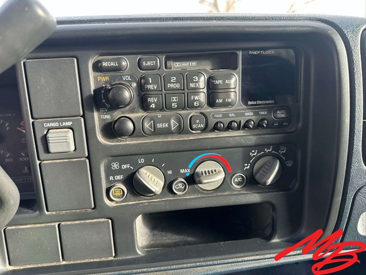 1997-gmc-3500-image-29