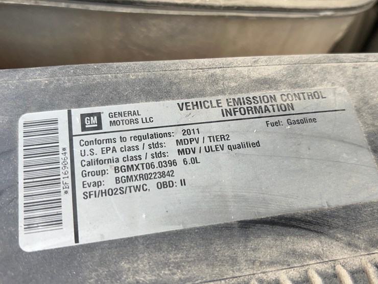 2011-chevrolet-3500hd-image-53