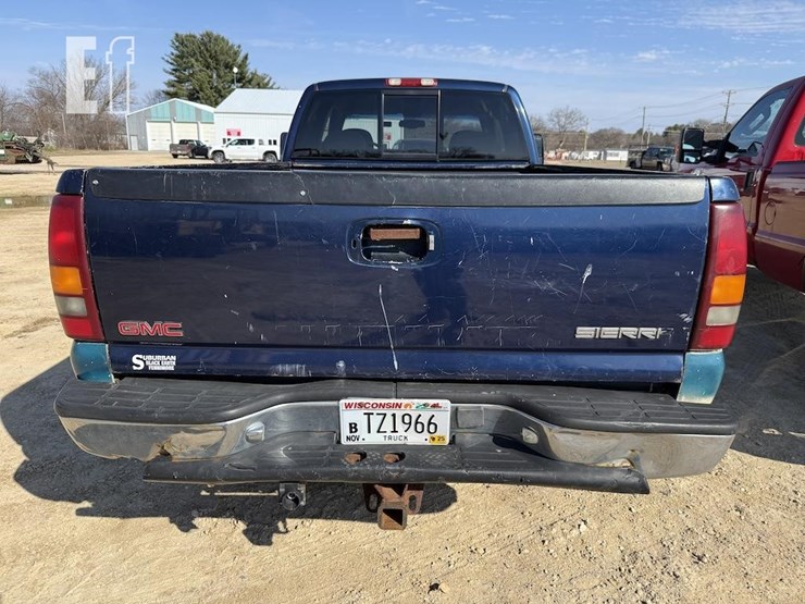 2000-gmc-2500-image-5