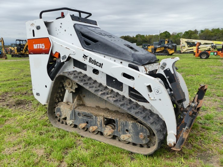 2020-bobcat-mt85-image-1