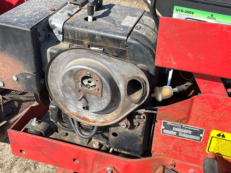 massey-ferguson-1200-image-28