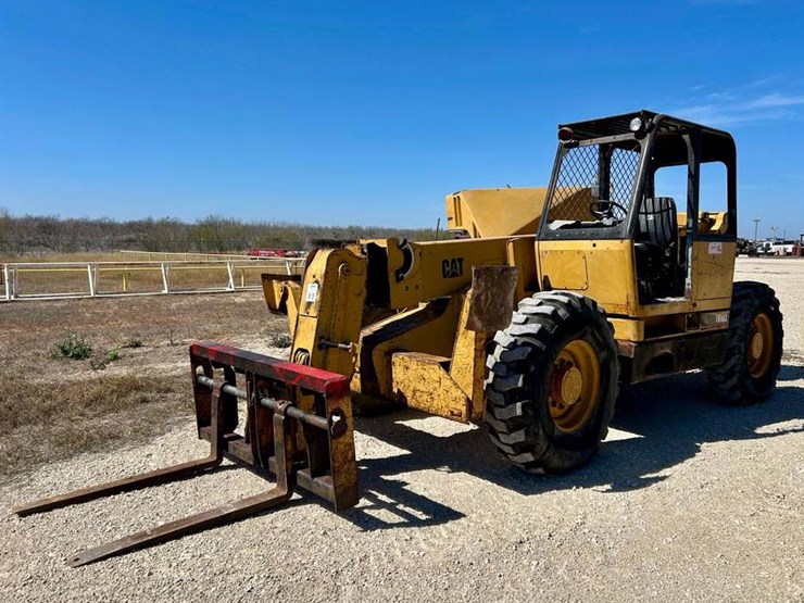 caterpillar-th103-image-1