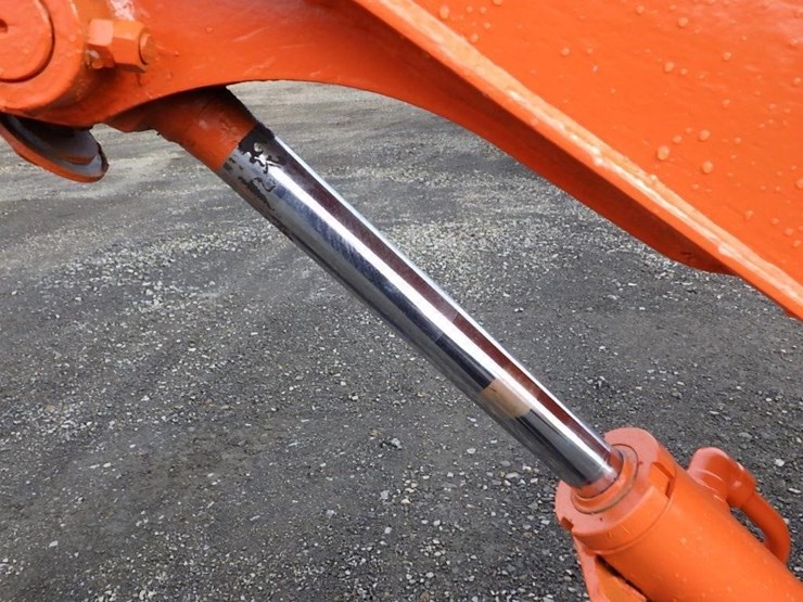 kubota-kx012-image-14