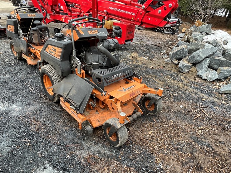 #1015-•-scag-v-ride-lawn-mower-(fall-creek,-wi)-image-3