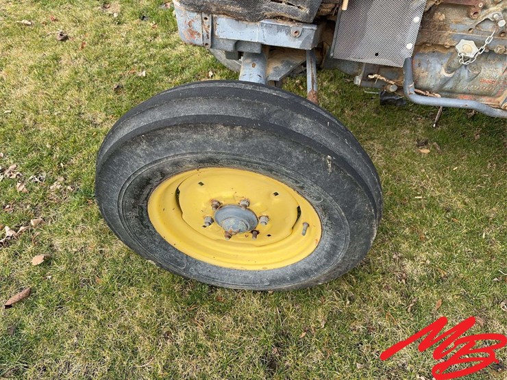 new-holland-tn75f-image-14