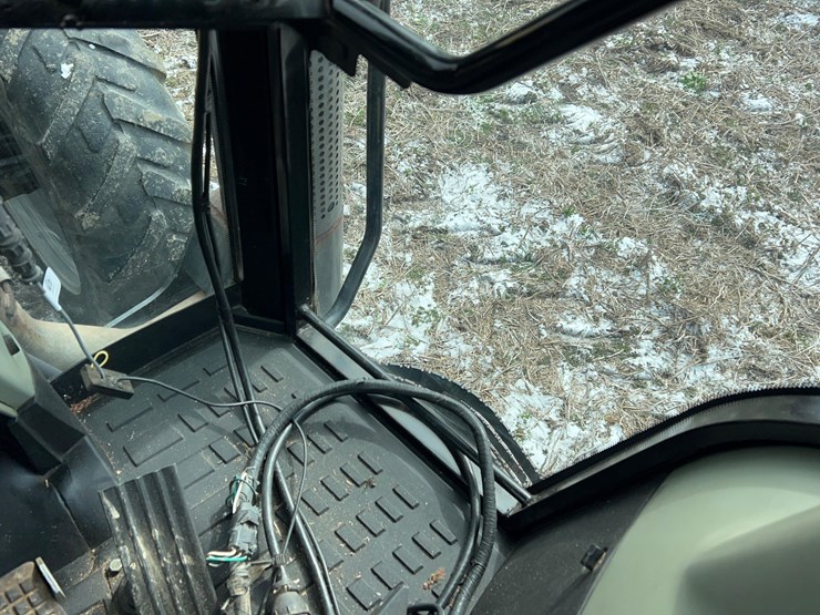 2002-challenger-mt665-image-62