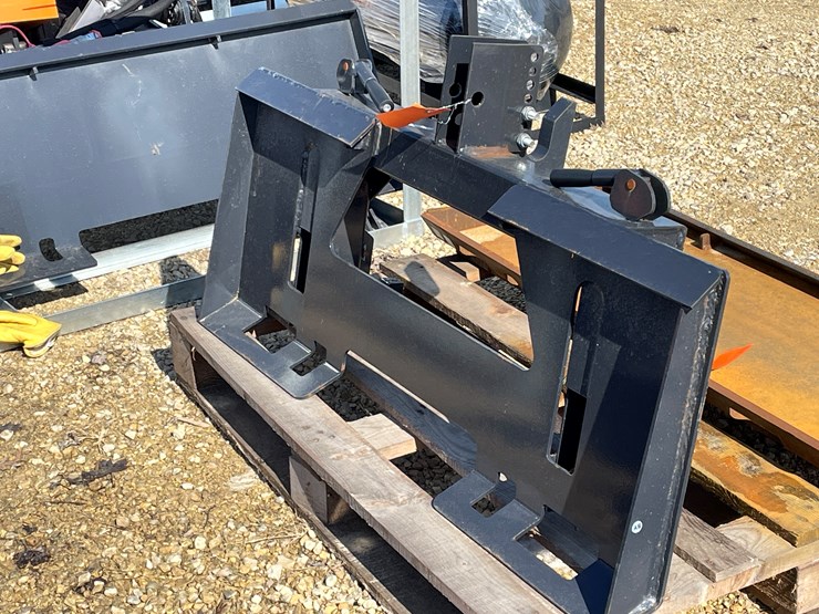 #2399-•-skid-steer-3-point-quick-hitch-image-3