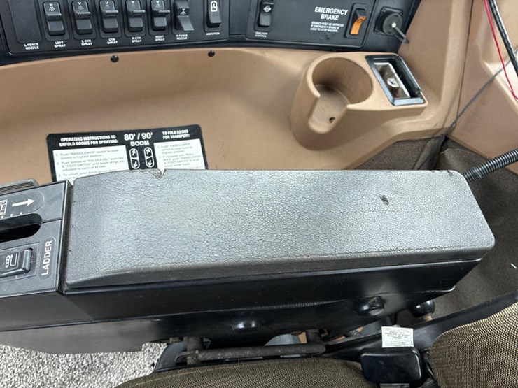 1998-john-deere-4700-image-64