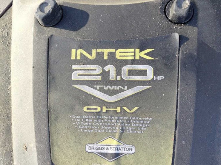 troy-bilt-super-bronco-image-9