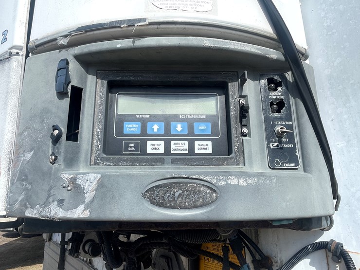 1999-utility-53'-image-17