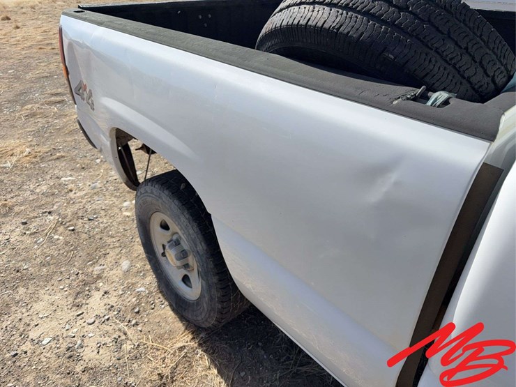 2002-chevrolet-silverado-1500-ls-image-18