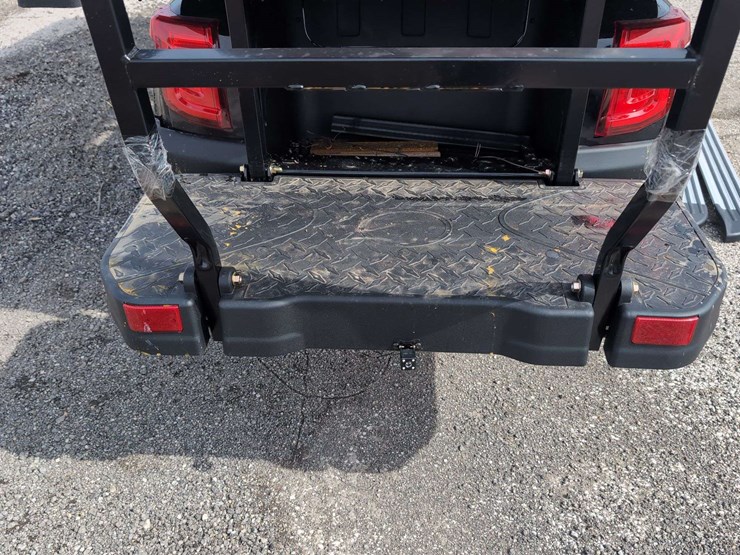 sdlgc100---6-seater-golf-cart-assembled---black-image-7