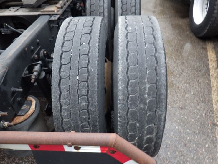 2016-international-8600-image-7