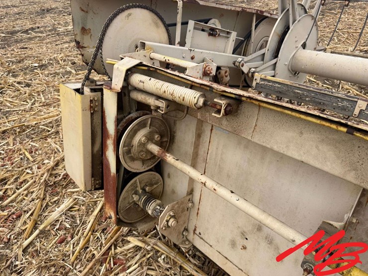 new-holland-960-image-19