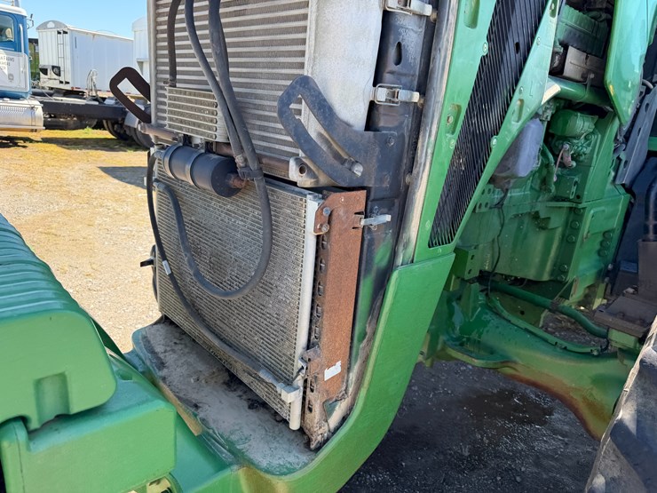 2010-john-deere-8270r-image-52
