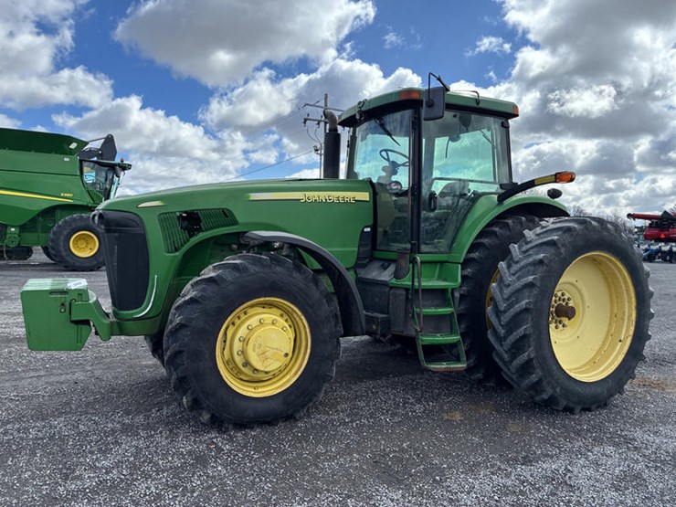 2004-john-deere-8320-image-1