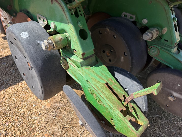 john-deere-1780-image-25