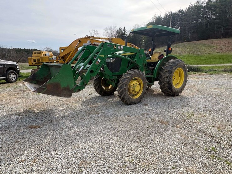 john-deere-5055e-image-7