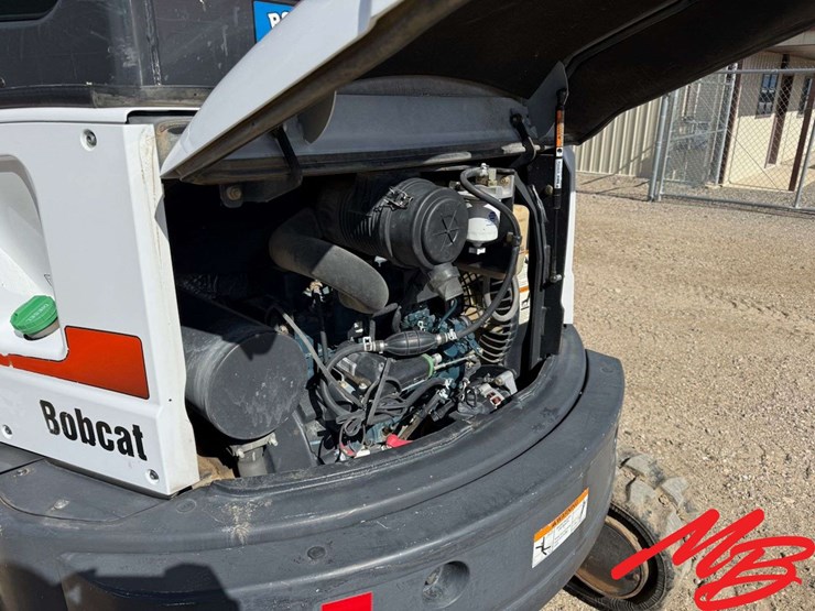2013-bobcat-e35-image-18
