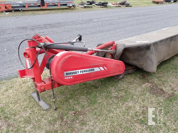 massey-ferguson-1329-image-3