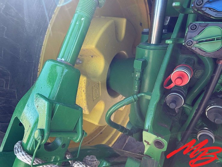 2023-john-deere-8r-340-image-10