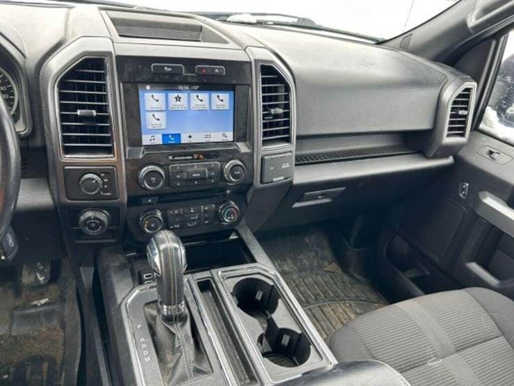 2017-ford-f150-xlt-image-14