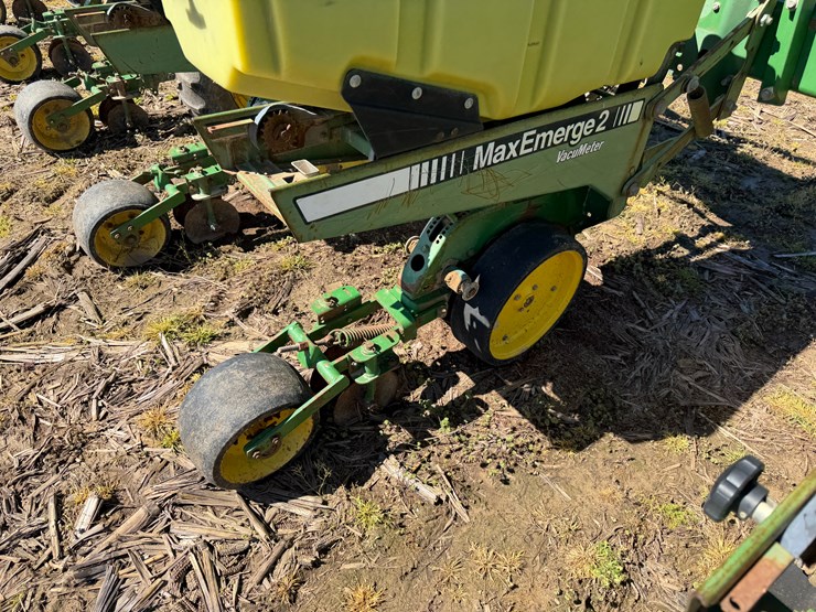 john-deere-1720-image-32