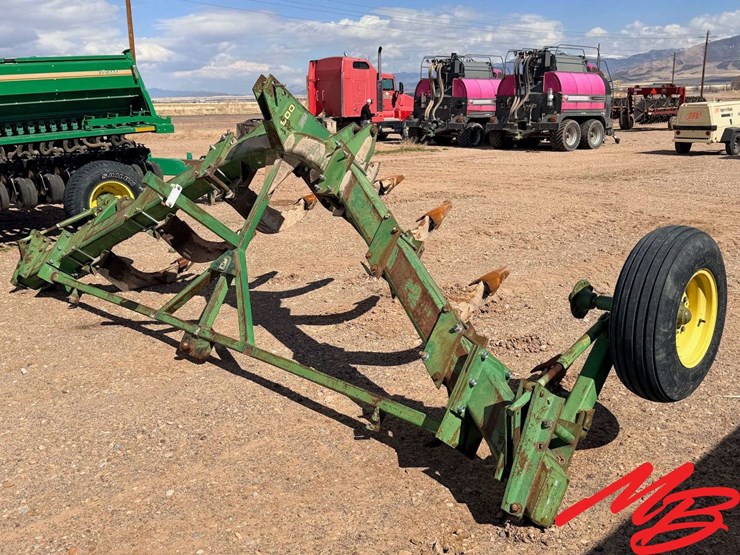 john-deere-900-image-1