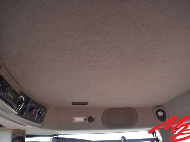 2009-case-ih-steiger-335-image-30