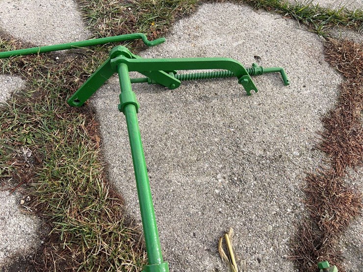 john-deere-one-row-mounted-cultivator-image-14