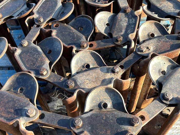 john-deere-320-image-7