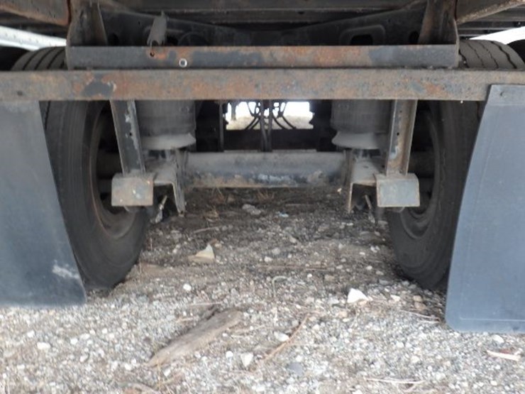 2011-great-dane-van-image-17