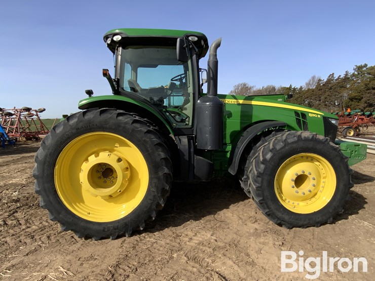 2013-john-deere-8310r-image-4