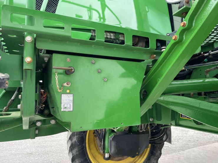 2018-john-deere-r4045-image-39